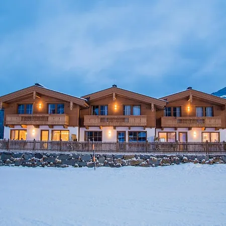 Chalets Hotter - Ferienhaus Mit E-Ladestation Zell am Ziller Exterior photo